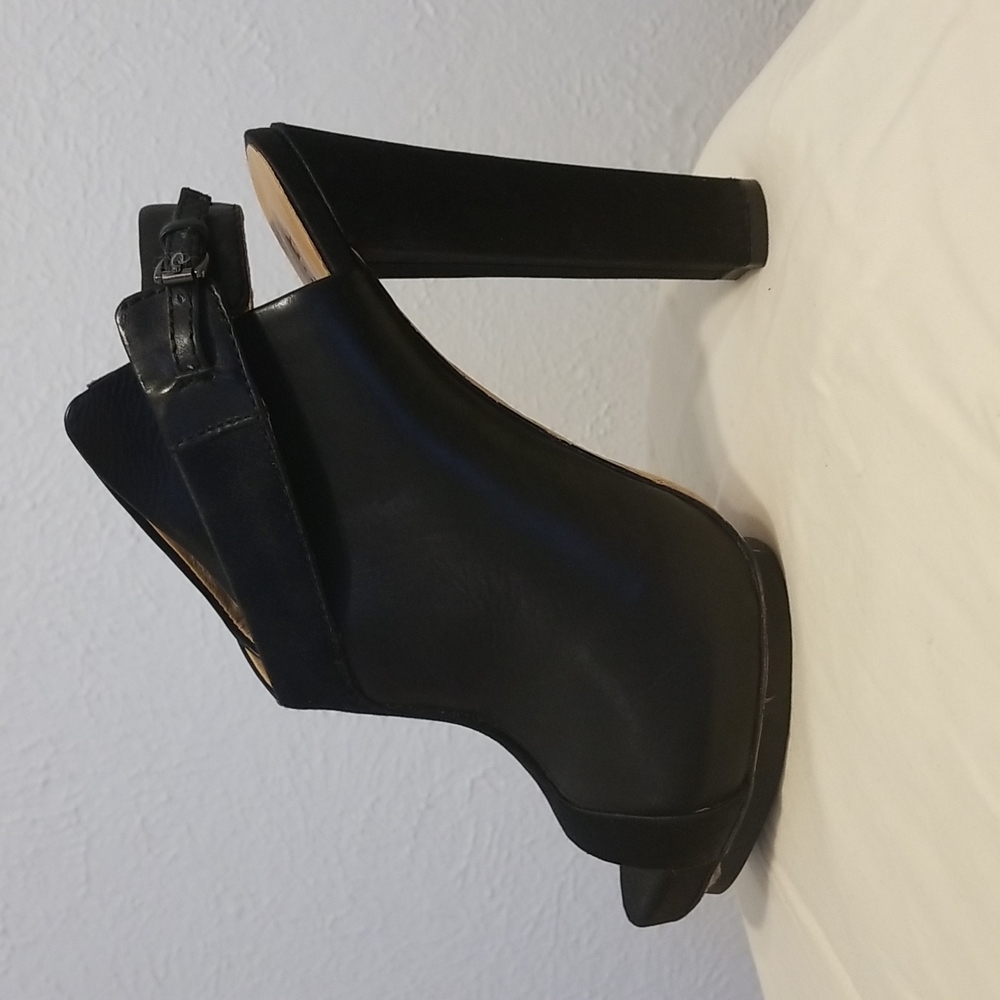 LAMB Platform Sandals